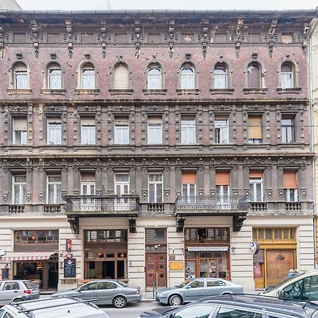 Happy Home Fox - Apartment With Free Pinball Machine Budapest Exterior photo