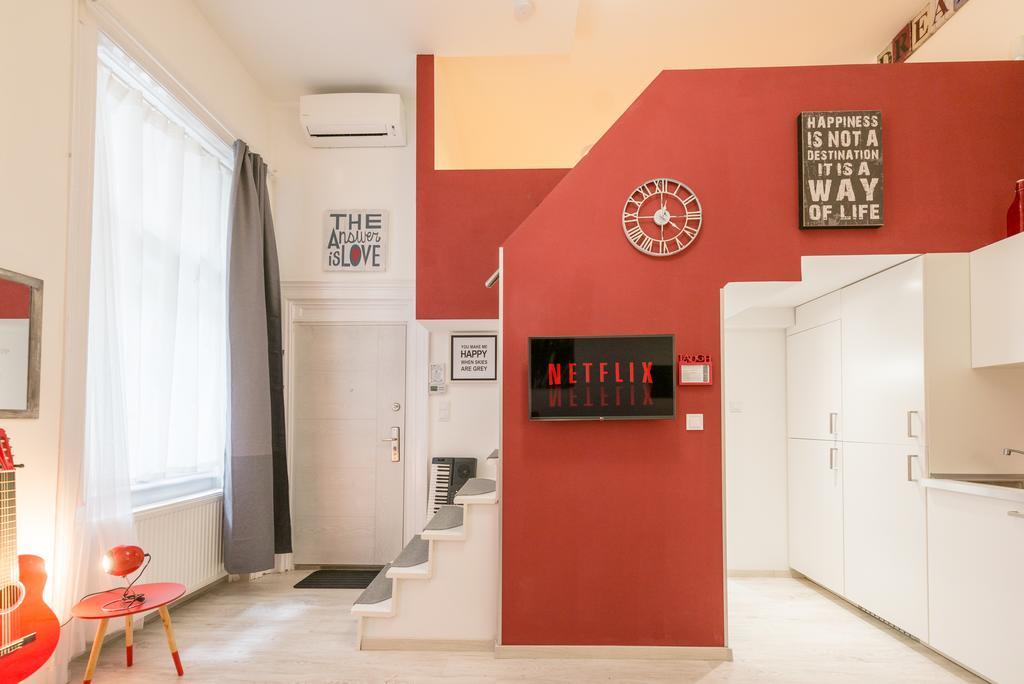 Happy Home Fox - Apartment With Free Pinball Machine Budapest Exterior photo